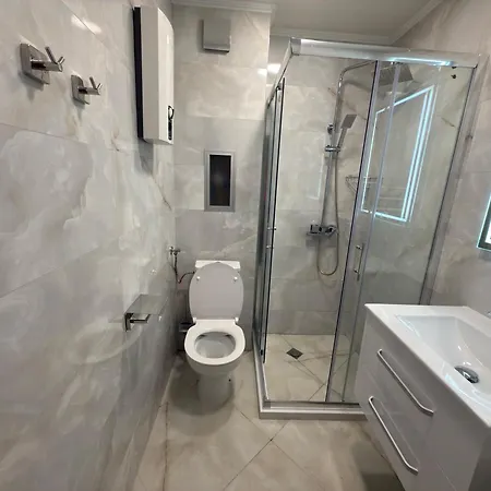 24 Apartment *
